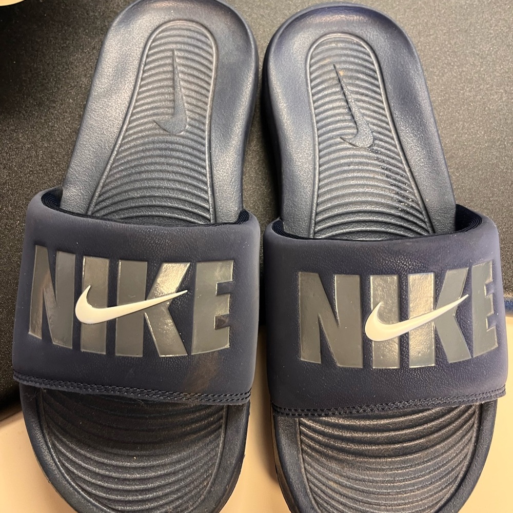 Nike Navy Slide Sandals size 7 men’s - Picture 2 of 5
